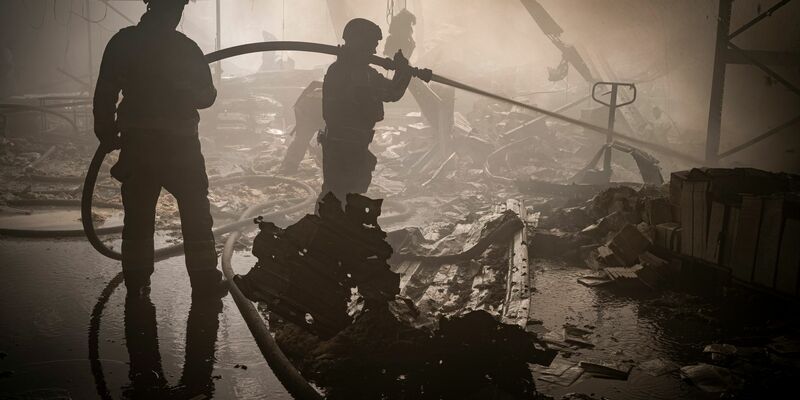 Die ostukrainische Großstadt Charkiw ist immer wieder Ziel russischer Luftangriffe. (Archivbild) - Foto: Nicolas Cleuet/Le Pictorium via ZUMA Press/dpa