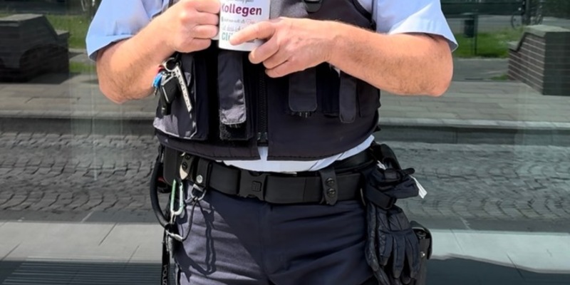 POL-UN: Werne - UNgefiltert - Ein Gespräch mit der Polizei auf dem Wochenmarkt - Foto: presseportal.de