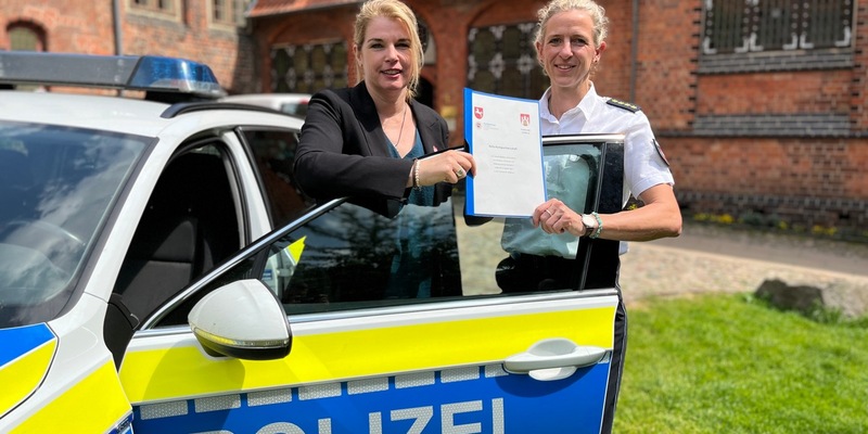 POL-LG: ++ Sicherheitspartnerschaft zwischen der Polizeiinspektion Lüneburg/Lüchow-Dannenberg/Uelzen und der Hansestadt Lüneburg ++ - Foto: presseportal.de