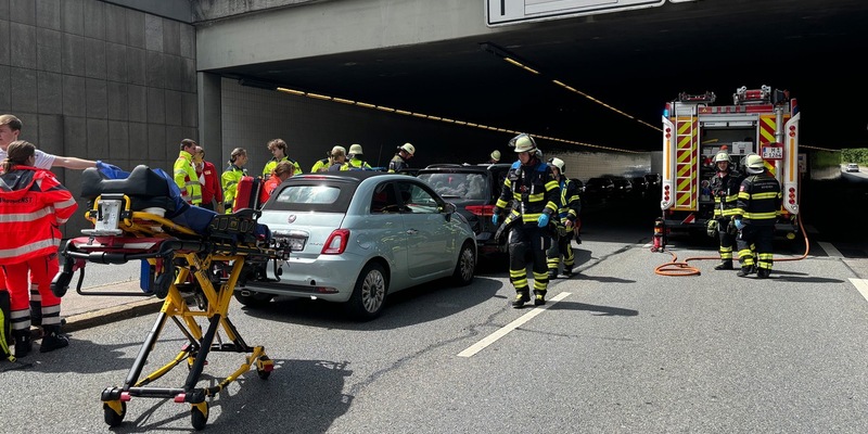 FW-M: Mehrere Verkehrsunfälle fordern die Feuerwehr (Stadtgebiet) - Foto: presseportal.de
