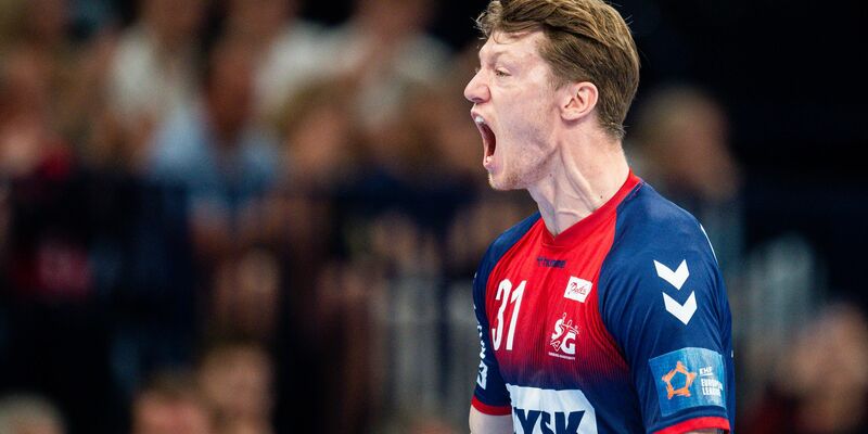 Flensburgs Emil Jakobsen war mit elf Toren der beste Werfer im Halbfinale gegen Bukarest. - Foto: Noah Wedel/dpa