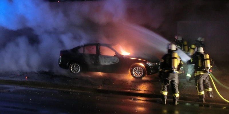 POL-OL: +++ Westerstede: Brand eines Pkw +++ - Foto: presseportal.de