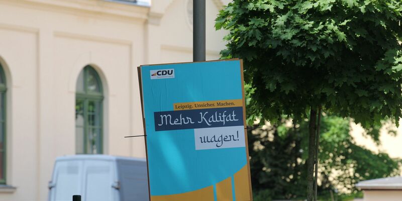 Fake: Ein gefälschtes Wahlplakat der CDU: - Foto: NEWS5/dpa