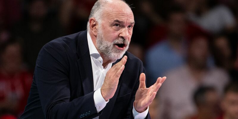 Aus familiären Gründen hört Pablo Laso als Trainer der FC-Bayern-Basketballer auf. - Foto: Sven Hoppe/dpa