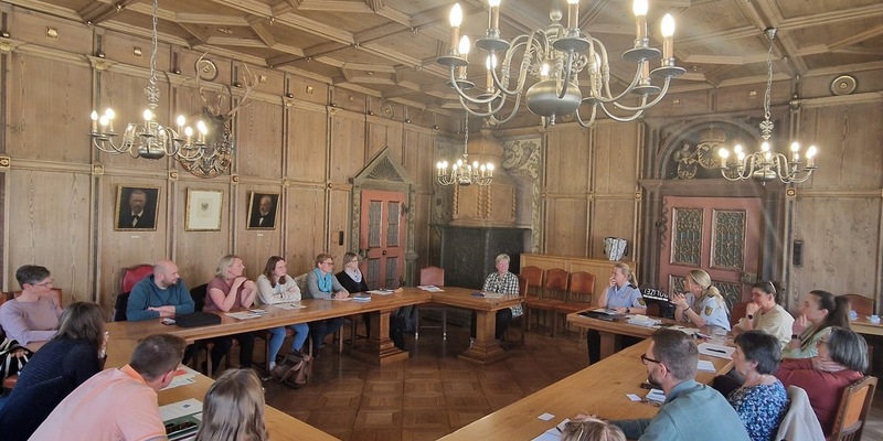 POL-KN: (Landkreis Rottweil) Runder Tisch gegen häusliche Gewalt trifft sich zum zweiten Mal in Rottweil - Foto: presseportal.de