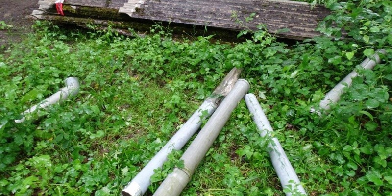 POL-RZ: Asbest im Wald abgeladen - Zeugen gesucht - Foto: presseportal.de