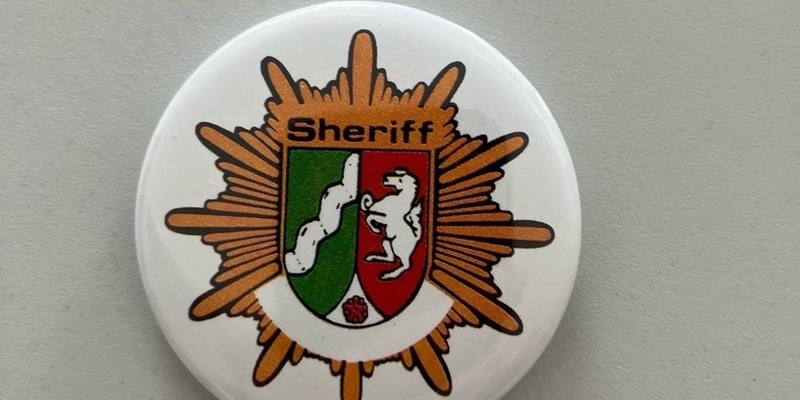 POL-NE: Mädchen findet Geldbörse - Foto: presseportal.de