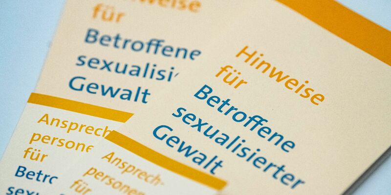 «Ausdrücklich bedauert das Erzbistum den nicht nur aus heutiger Sicht unverantwortbaren Einsatz des Priesters.» - Foto: Fabian Sommer/dpa