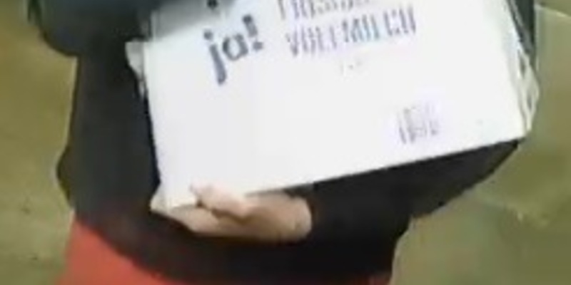 POL-HH: 240530-3. Öffentlichkeitsfahndung nach Raubdelikt in Hamburg-Altona-Nord - Foto: presseportal.de