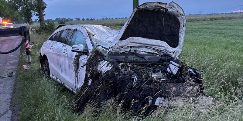 POL-CUX: Verkehrsunfall mit drei leichtverletzten Personen im Bereich Hagen (Lichtbild in der Anlage) - Foto: presseportal.de