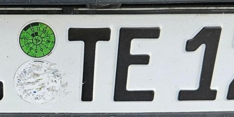 BPOL-FL: Ellund - Gesuchten Mann ohne Führerschein und ausgeschriebenem Auto verhaftet - Foto: presseportal.de