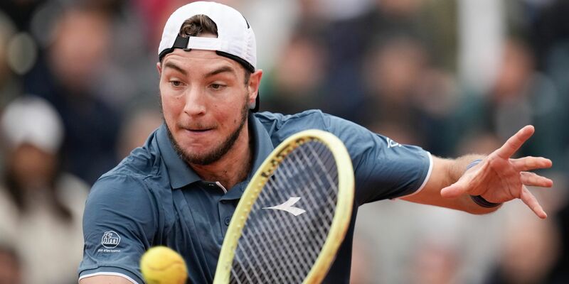 Verpasste bei den French Open das Achtelfinale: Jan-Lennard Struff. - Foto: Christophe Ena/AP/dpa