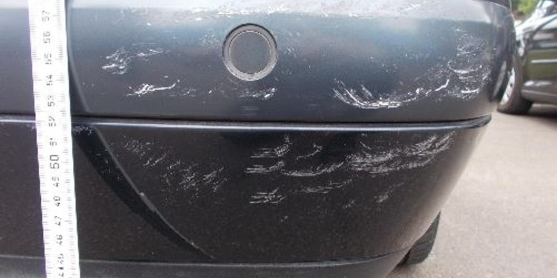 POL-SE: Trappenkamp - Parkender Pkw beschädigt - Verursacher begeht Verkehrsunfallflucht - Polizei sucht Zeugen - Foto: presseportal.de