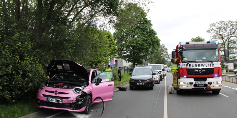 POL-AC: Verkehrsunfall auf der Monschauer Straße - mehrere Fahrzeuge beschädigt - Foto: presseportal.de