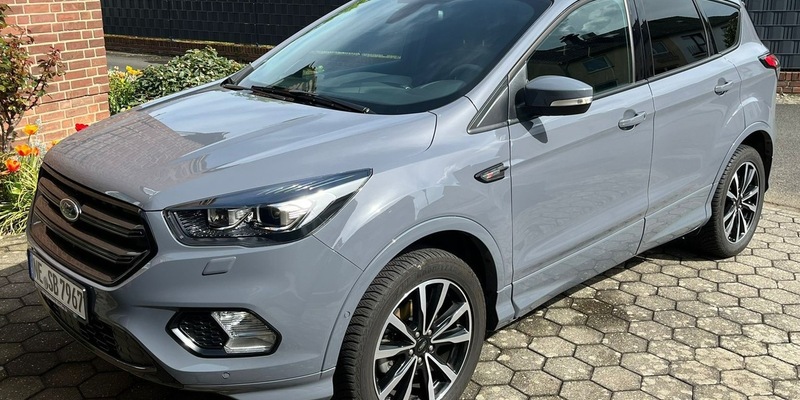 POL-NE: Autodiebe stehlen grauen Ford Kuga - Foto: presseportal.de