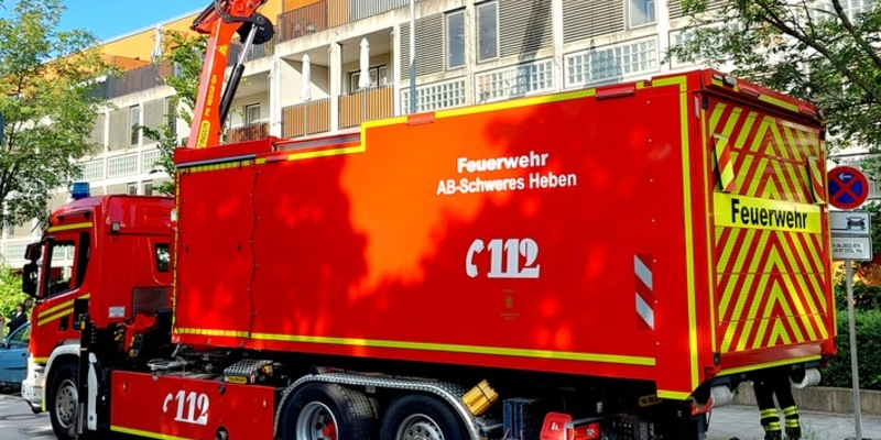 FW-M: Rollstuhlfahrerin benötigt Unterstützung (Berg am Laim) - Foto: presseportal.de