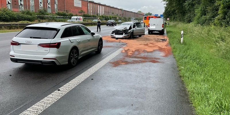 FW-BN: Mehrere Verletzte bei Verkehrsunfall auf BAB 555 - Foto: presseportal.de
