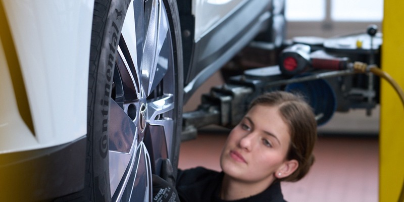 Reifenchecktag 2024: Mehrheit der Autofahrer in Deutschland prüft ihre Reifen zu selten auf Schäden - Foto: presseportal.de