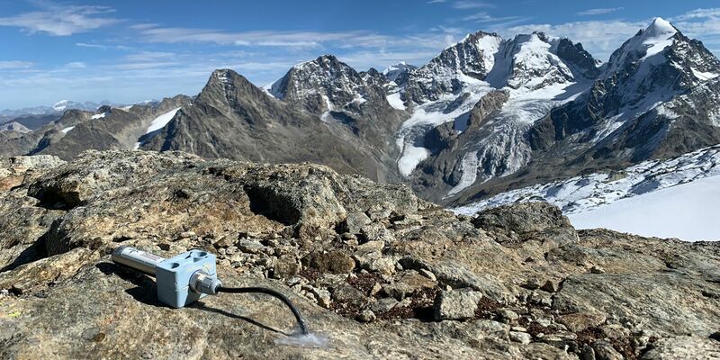 Als Permafrost wird Untergrundmaterial wie Fels oder Schutt bezeichnet, das über mehrere Jahre nie über null Grad warm wird. - Foto: Matthias Lichtenegger/WSL-Institut für Schnee- und Lawinenforschung /dpa