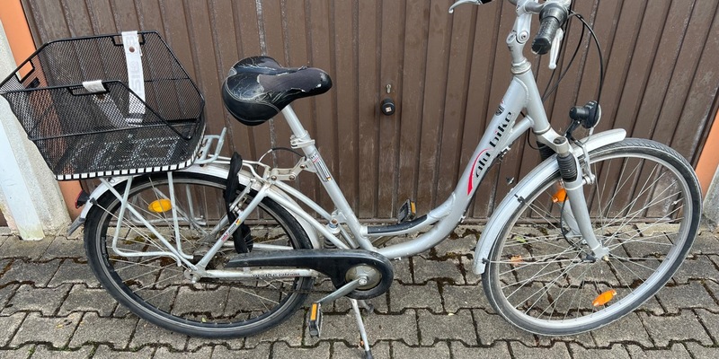 POL-HM: Fahrräder gefunden - Eigentümer gesucht - Foto: presseportal.de