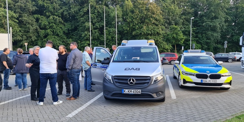 POL-ROW: ++ Bundesamt für Logistik und Mobilität (BALM) zu Gast beim Fernfahrerstammtisch ++ - Foto: presseportal.de
