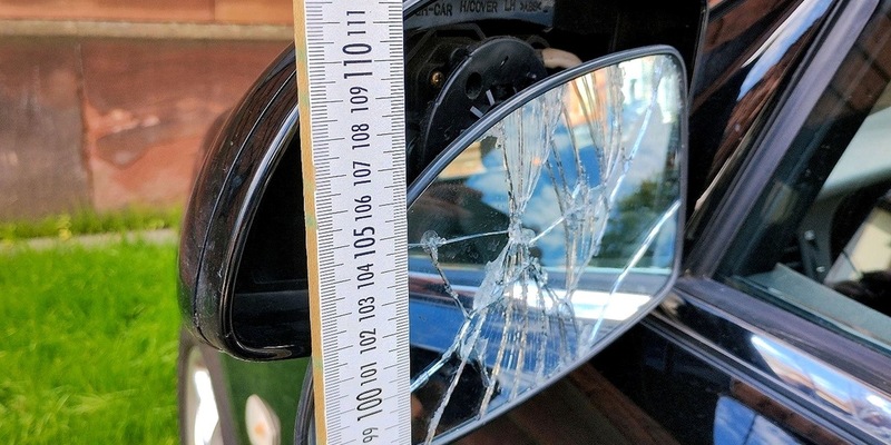 POL-PPWP: Schwarzer Pkw gerät auf Gegenfahrbahn - Foto: presseportal.de