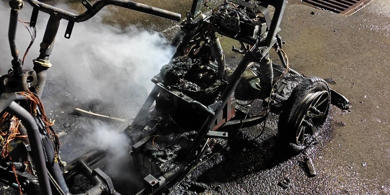 FW-PL: Ortsteil Eschen - Motorroller brennt vollständig aus - Foto: presseportal.de