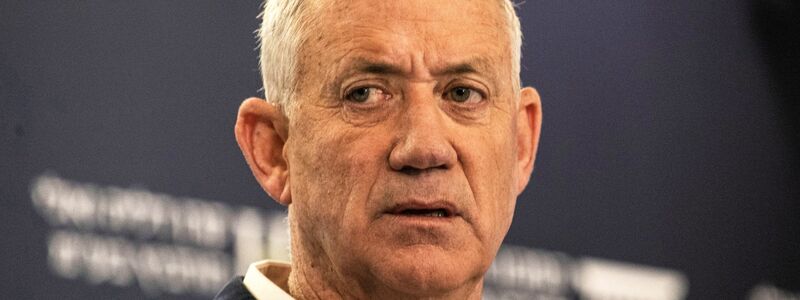 Benny Gantz war bislang Minister im israelischen Kriegskabinett. - Foto: Ilia Yefimovich/dpa