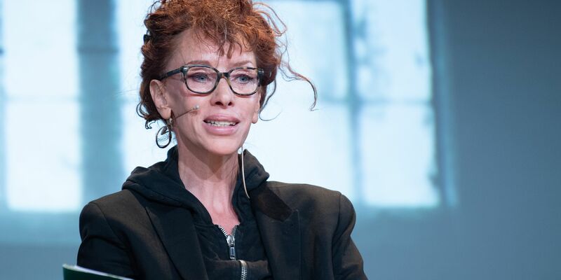 Sibylle Berg während der Digitalkonferenz re:publica in Berlin im Jahr 2019. - Foto: Soeren Stache/dpa