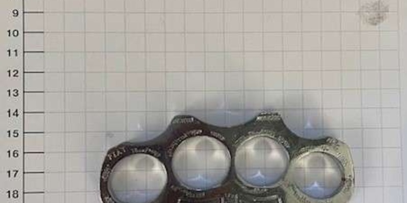 BPOL NRW: Bundespolizei stellt Schlagring bei 27-Jährigem sicher - Foto: presseportal.de