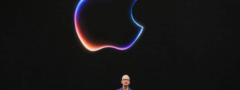 Apple-CEO Tim Cook auf der Apple-Entwicklerkonferenz WWDC in Cupertino. - Foto: Jeff Chiu/AP/dpa