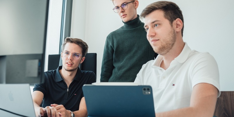 Fit für die neuen Azubis - Fabio Moretti von der LearningSuite GmbH verrät, warum Unternehmen jetzt digital aufrüsten müssen - Foto: presseportal.de