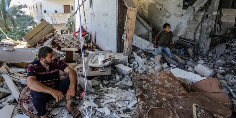 Der genaue Inhalt der Antwort auf Bidens Waffenruhe-Vorschlag bleibt zunächst unklar: In der Erklärung der Hamas heißt es lediglich, ihre Priorität lägen darin, dass der Krieg im Gazastreifen vollständig beendet wird und sich Israels Armee komplett zurückzieht. - Foto: Abed Rahim Khatib/dpa