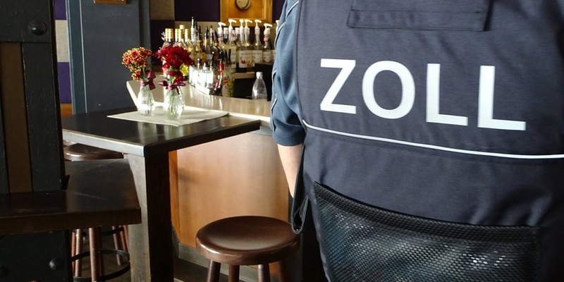 HZA-HST: Bundesweite Schwerpunktprüfung gegen Schwarzarbeit ./. Stralsunder Zoll überprüft Hotellerie und Gastronomie in Mecklenburg-Vorpommern - Foto: presseportal.de