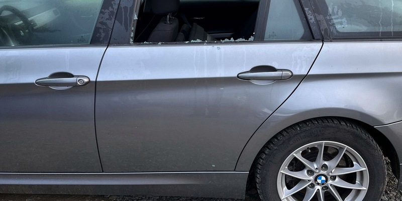 POL-RBK: Overath - Pkw auf Schotterparkplatz aufgebrochen - Foto: presseportal.de