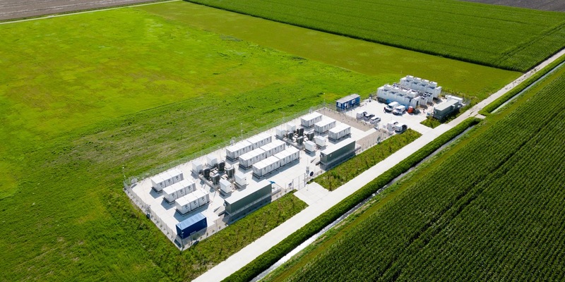 Versicherung von Energiespeicher: neue Partnerschaft kündigt verbesserte Konditionen durch Batterieanalytik an - Foto: presseportal.de