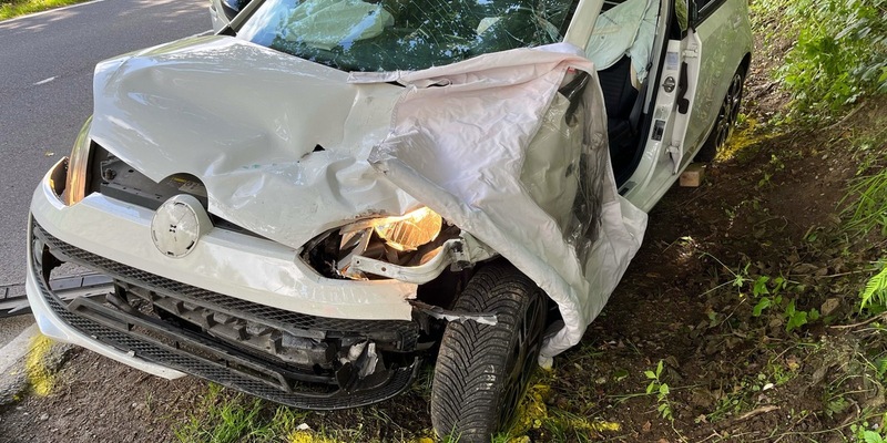 POL-RBK: Bergisch Gladbach - Drei Verletzte bei Verkehrsunfall in Bärbroich - Foto: presseportal.de