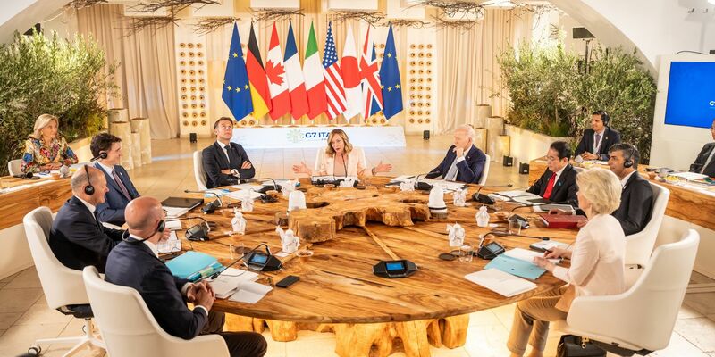 Die Staats- und Regierungschefs aus den sieben Industrienationen USA, Kanada, Großbritannien, Frankreich, Italien, Deutschland und Japan treffen sich im italienischen Borgo Egnazia bei Bari zu ihrem jährlichen Gipfel. - Foto: Michael Kappeler/dpa