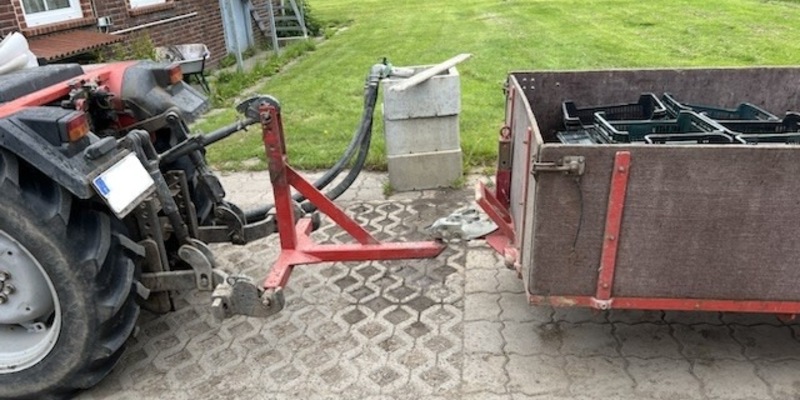 POL-LG: Kontrolle von land- und forstwirtschaftlichen Fahrzeugen in den Landkreisen Celle und Stade - Foto: presseportal.de