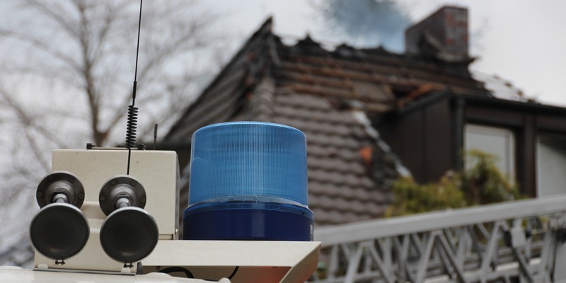 FW-BN: Erneuter Brand in leerstehendem Schulgebäude in Alt-Godesberg - Foto: presseportal.de