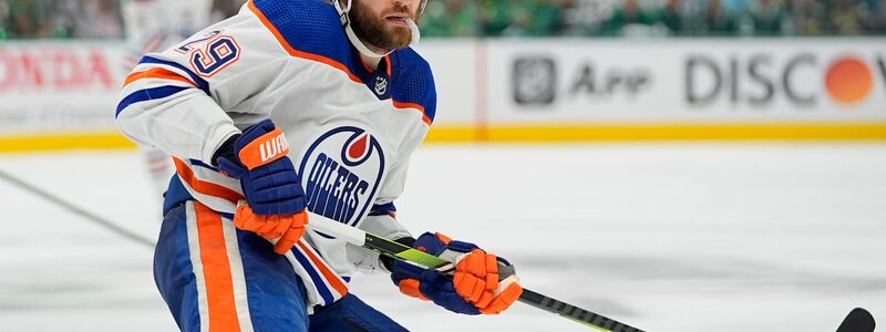 Der deutsche Eishockeystar Leon Draisaitl steht mit den Oilers im Finale um den Stanley Cup gegen die Florida Panthers kurz vor dem K.o.. - Foto: Julio Cortez/AP/dpa