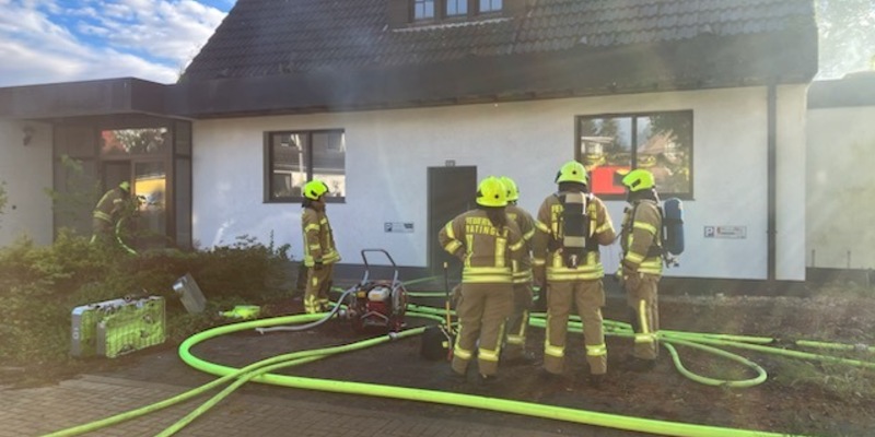 FW Ratingen: Brand in leerstehenden Gebäude - Foto: presseportal.de