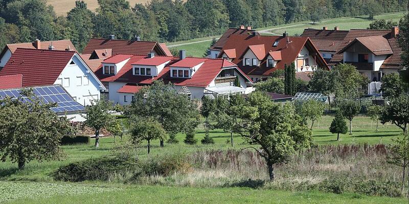 Häuser in einem Dorf (Archiv) - Foto: über dts Nachrichtenagentur