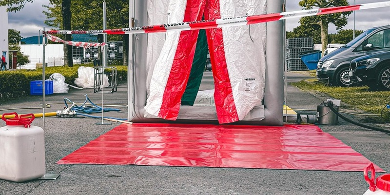 FW-DT: ABC-Einsatz bei Lack herstellendem Betrieb an der Ohmstraße - Foto: presseportal.de