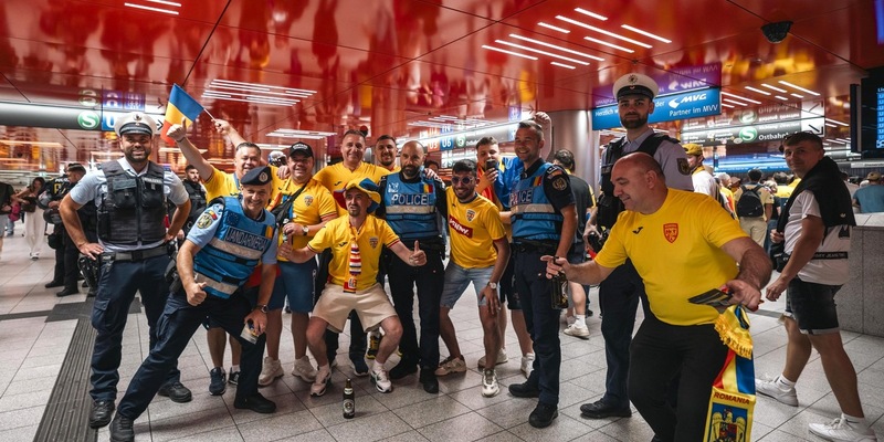 Bundespolizeidirektion München: Zweiter EM-Spieltag in München: Fairplay von Spielern und den Fans - Foto: presseportal.de