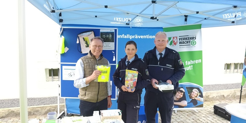 POL-WAF: Wadersloh-Liesborn. Verkehrswacht und Verkehrsunfallprävention beim Schlösser- und Burgentag - Foto: presseportal.de