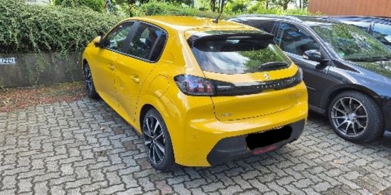 POL-SE: Wedel - Verkehrsunfallflucht - Polizei sucht Zeugen - Foto: presseportal.de