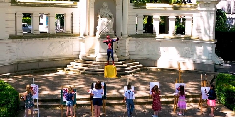 POL-PPKO: Medieneinladung: Superhelden treffen die wahren Helden der Polizei - Foto: Fa. Camaze, Mike Eiers, presseportal.de