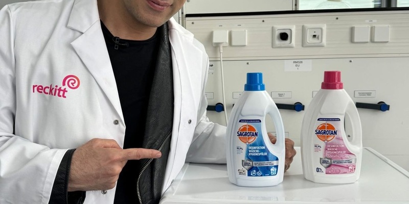 Neue Kampagne gegen schlechten Geruch: Sagrotan auf der Suche nach Deutschlands stinkendster Socke - Foto: presseportal.de