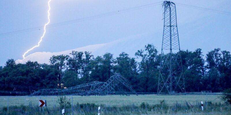 Am Dienstag waren über großen Teilen Deutschlands kräftige Gewitter niedergegangen. - Foto: Bernd März/dpa